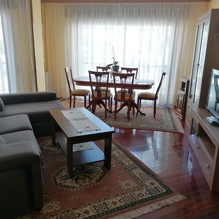 Piso As Camelias Apartment Понтеведра Екстериор снимка