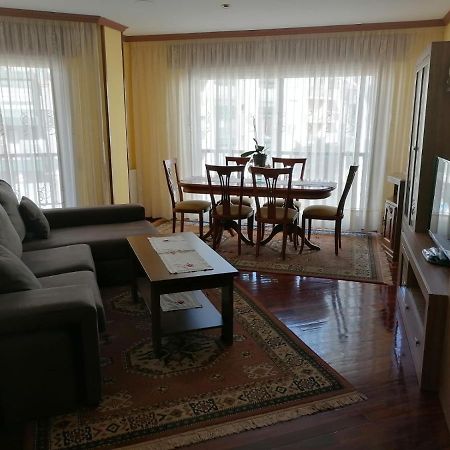 Piso As Camelias Apartment Понтеведра Екстериор снимка