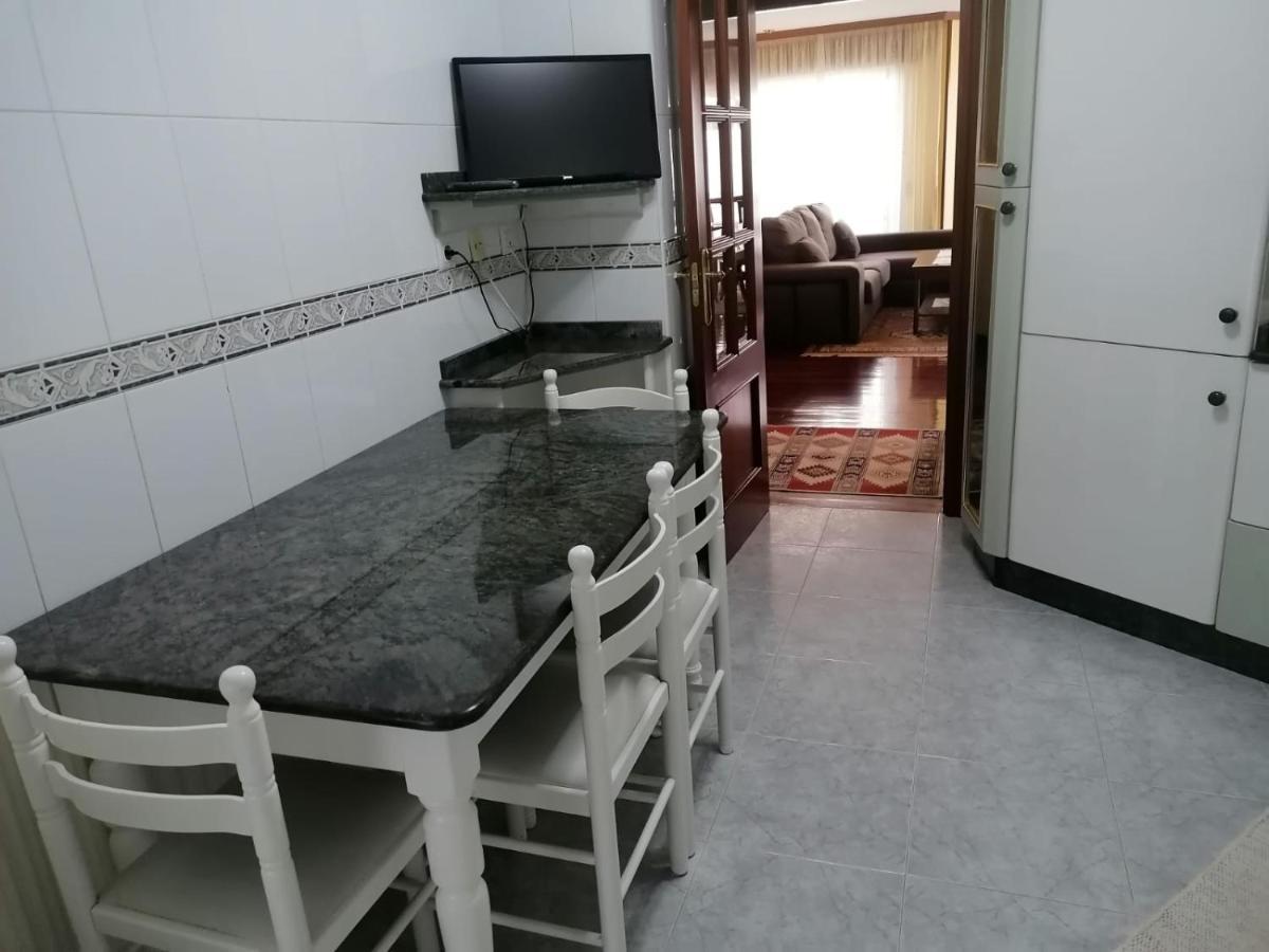 Piso As Camelias Apartment Понтеведра Екстериор снимка