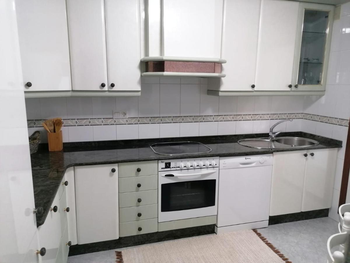Piso As Camelias Apartment Понтеведра Екстериор снимка