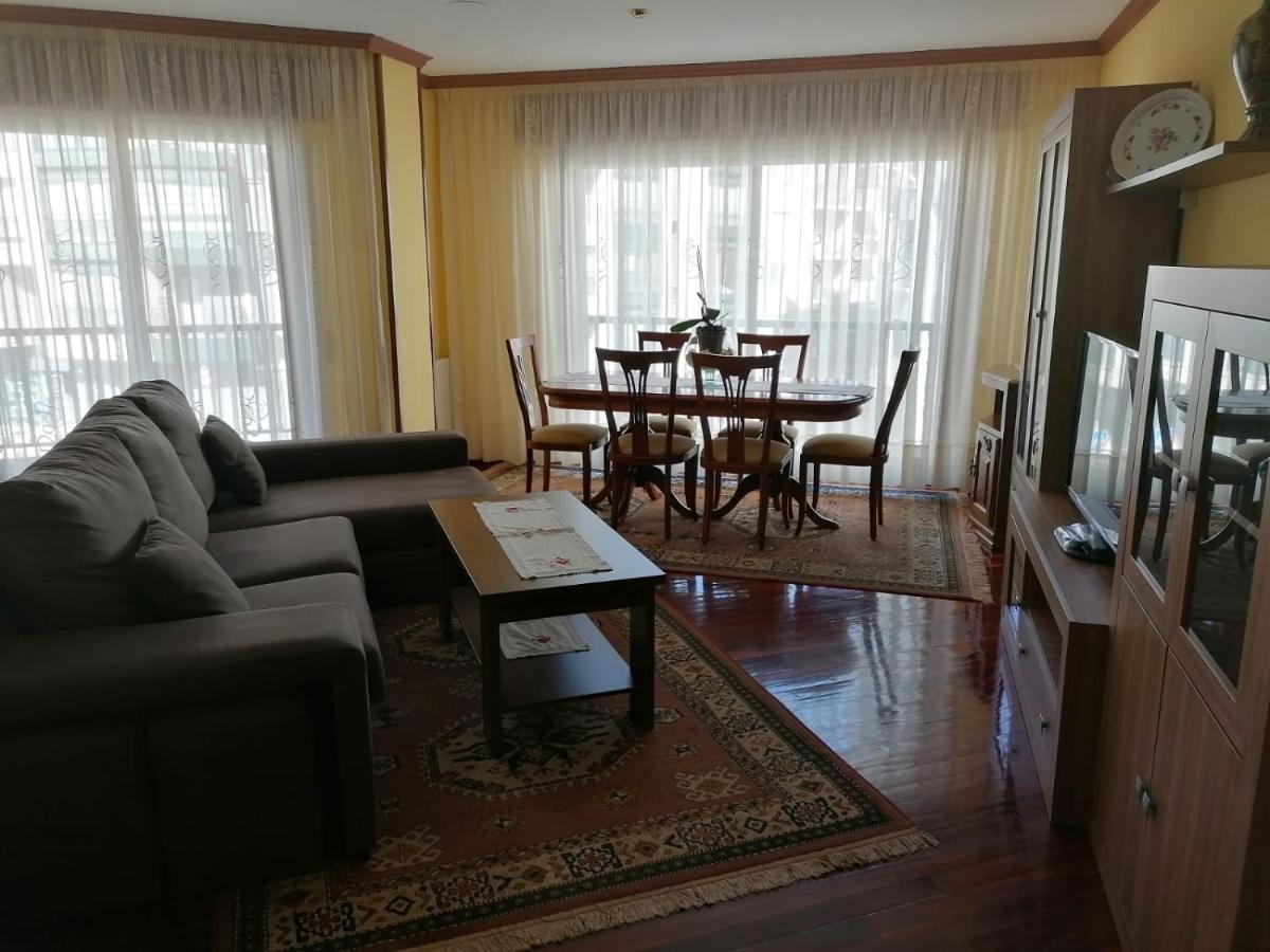 Piso As Camelias Apartment Понтеведра Екстериор снимка